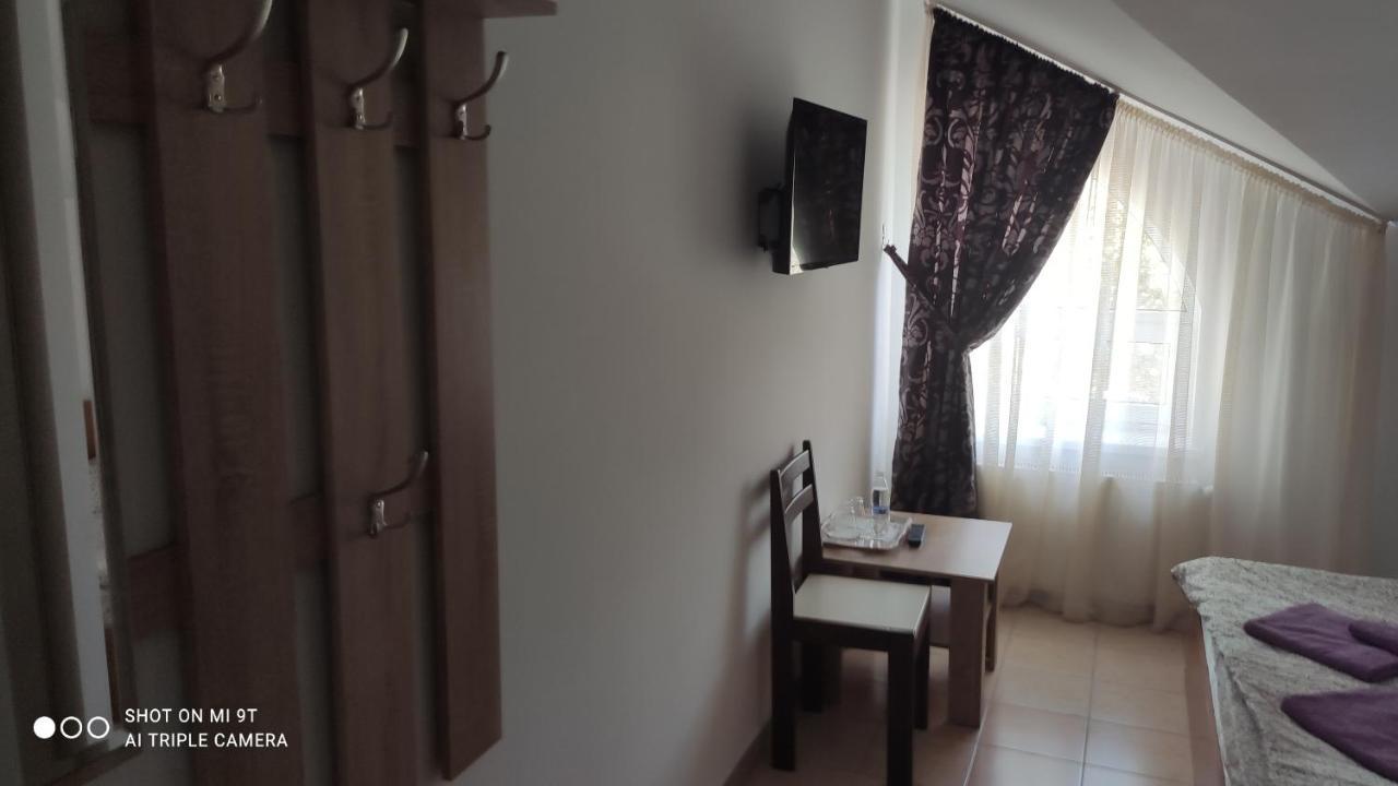 Inter Hotel Тернополь Экстерьер фото