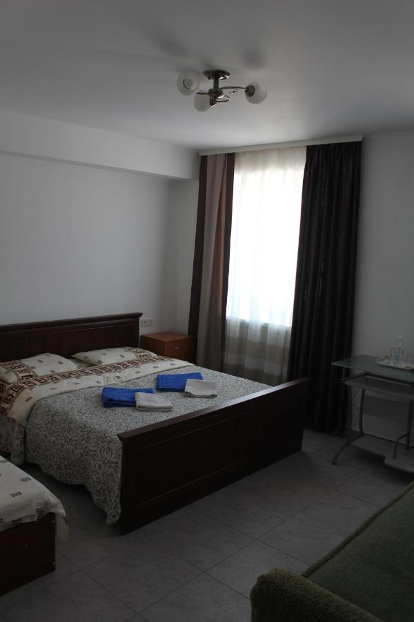Inter Hotel Тернополь Экстерьер фото
